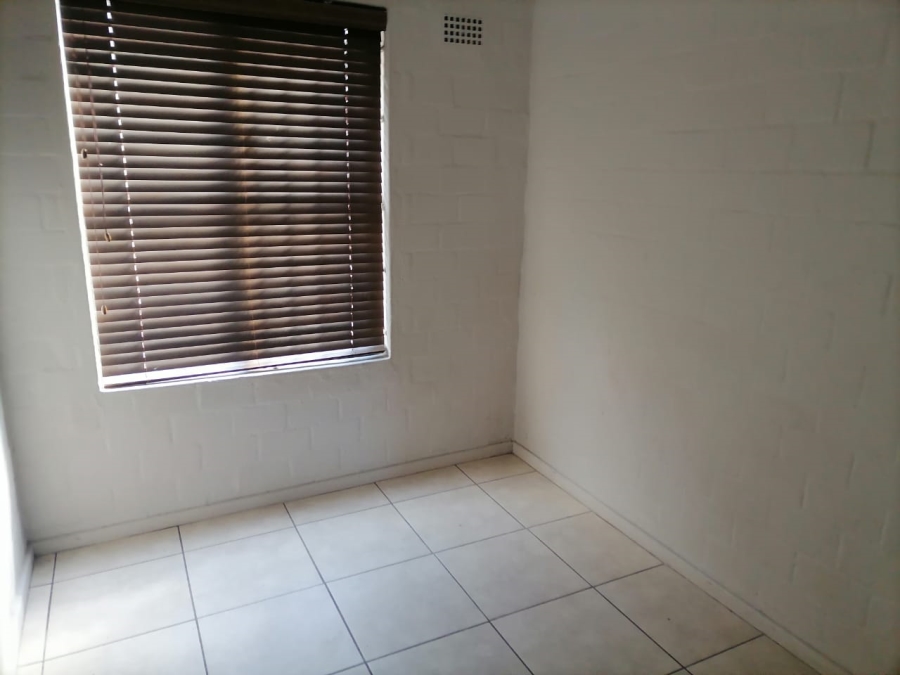 2 Bedroom Property for Sale in Table View Western Cape